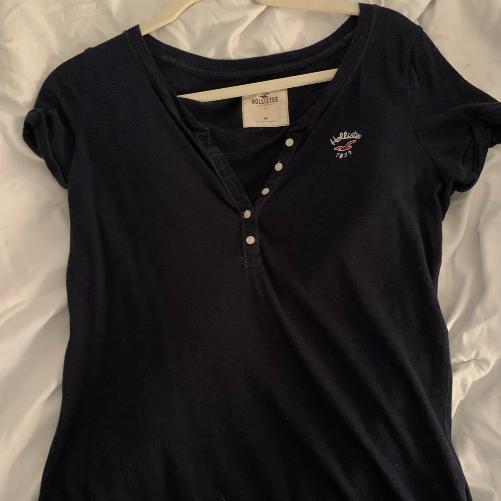 Hollister shirt